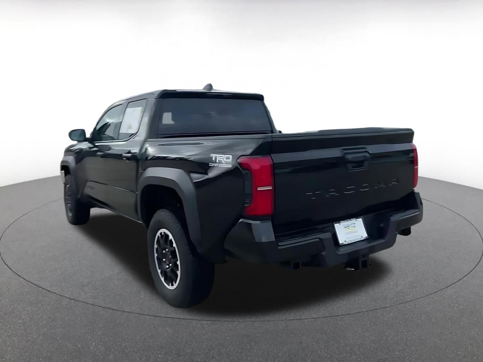 Thumbnail: 2025 Toyota Tacoma - 9