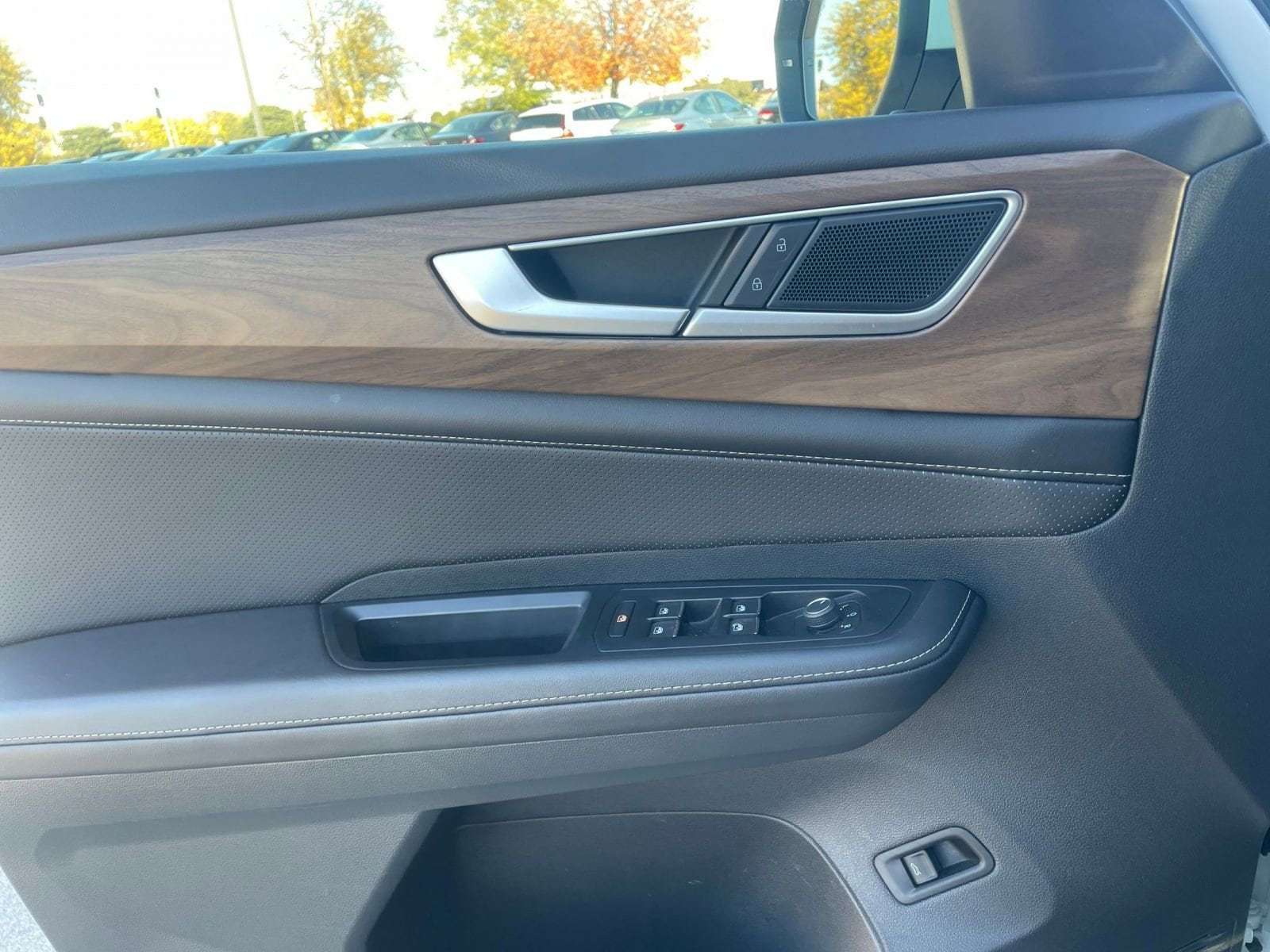 Thumbnail: 2025 Volkswagen Atlas - 20