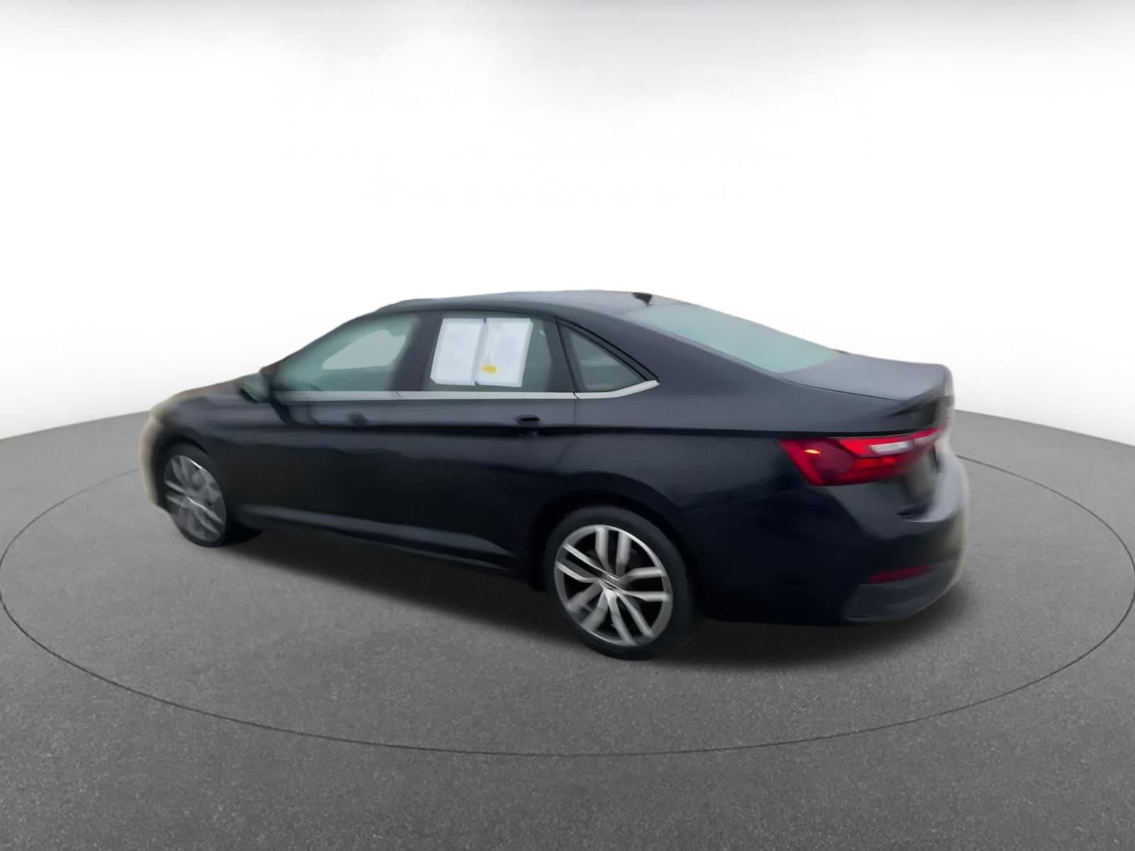 Thumbnail: 2025 Volkswagen Jetta - 10