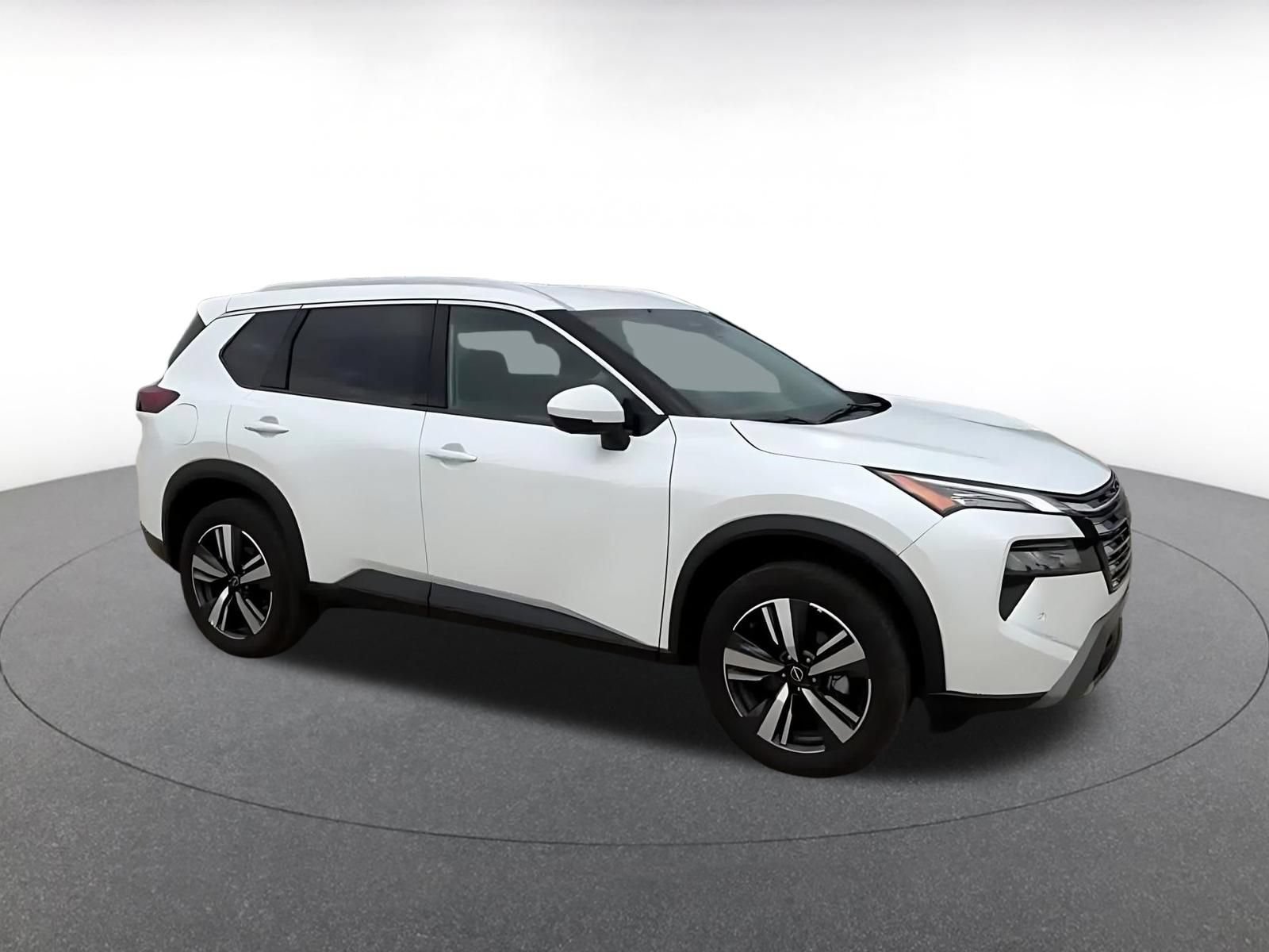 Thumbnail: 2026 Nissan Rogue - 2