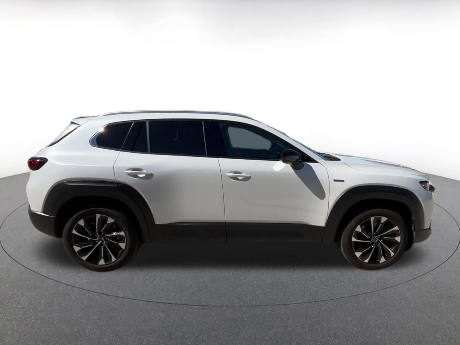 Thumbnail: 2025 Mazda CX-50 - 16