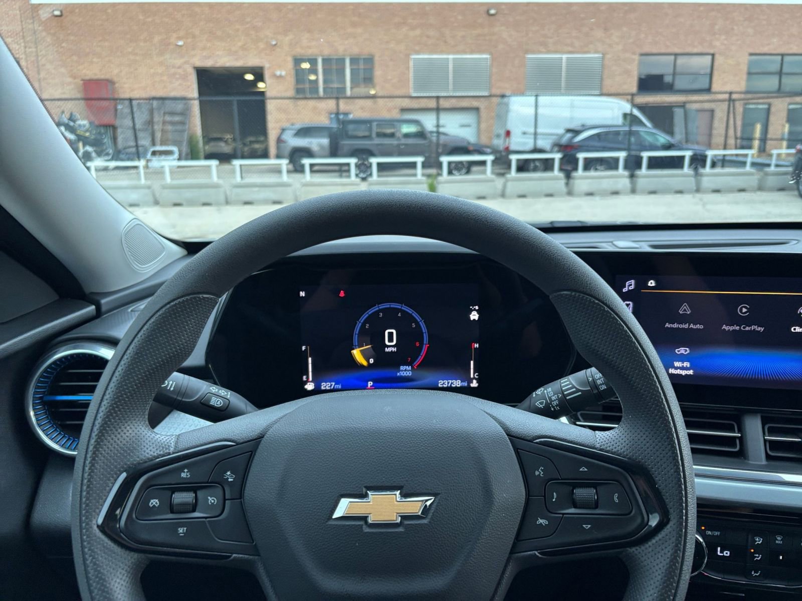 Thumbnail: 2025 Chevrolet Trax - 33
