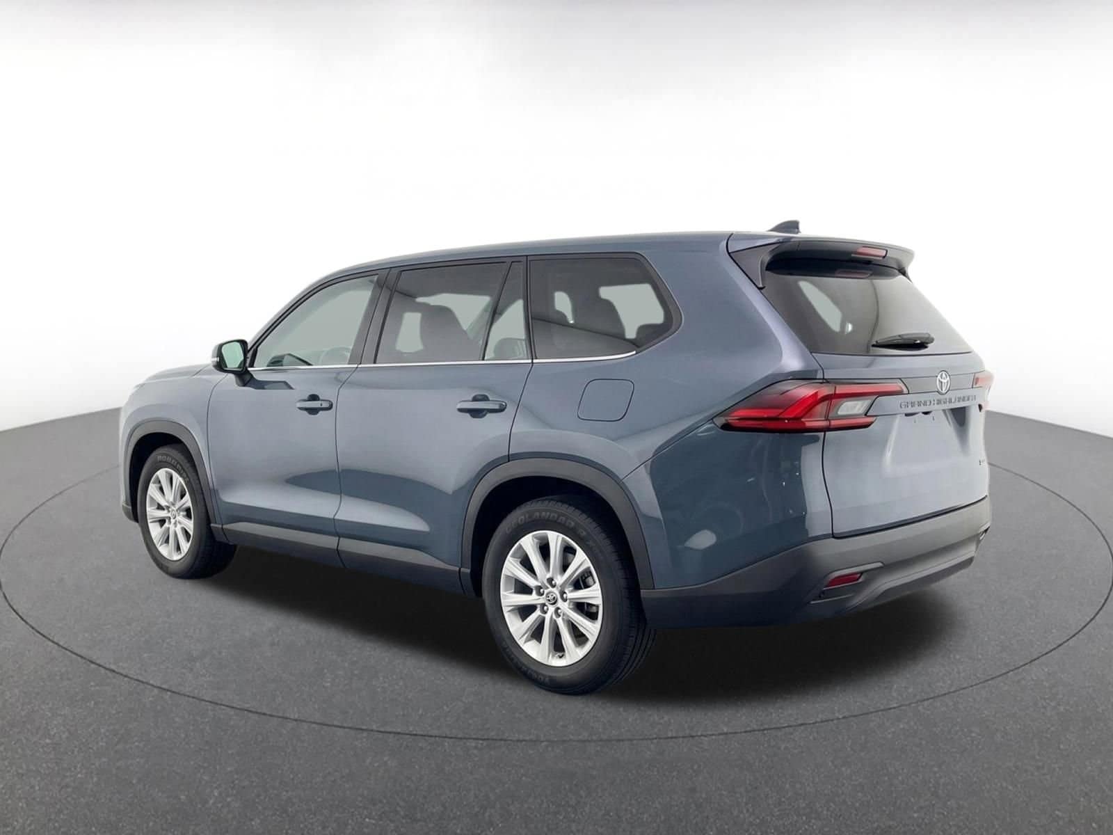 Thumbnail: 2025 Toyota Grand Highlander - 7