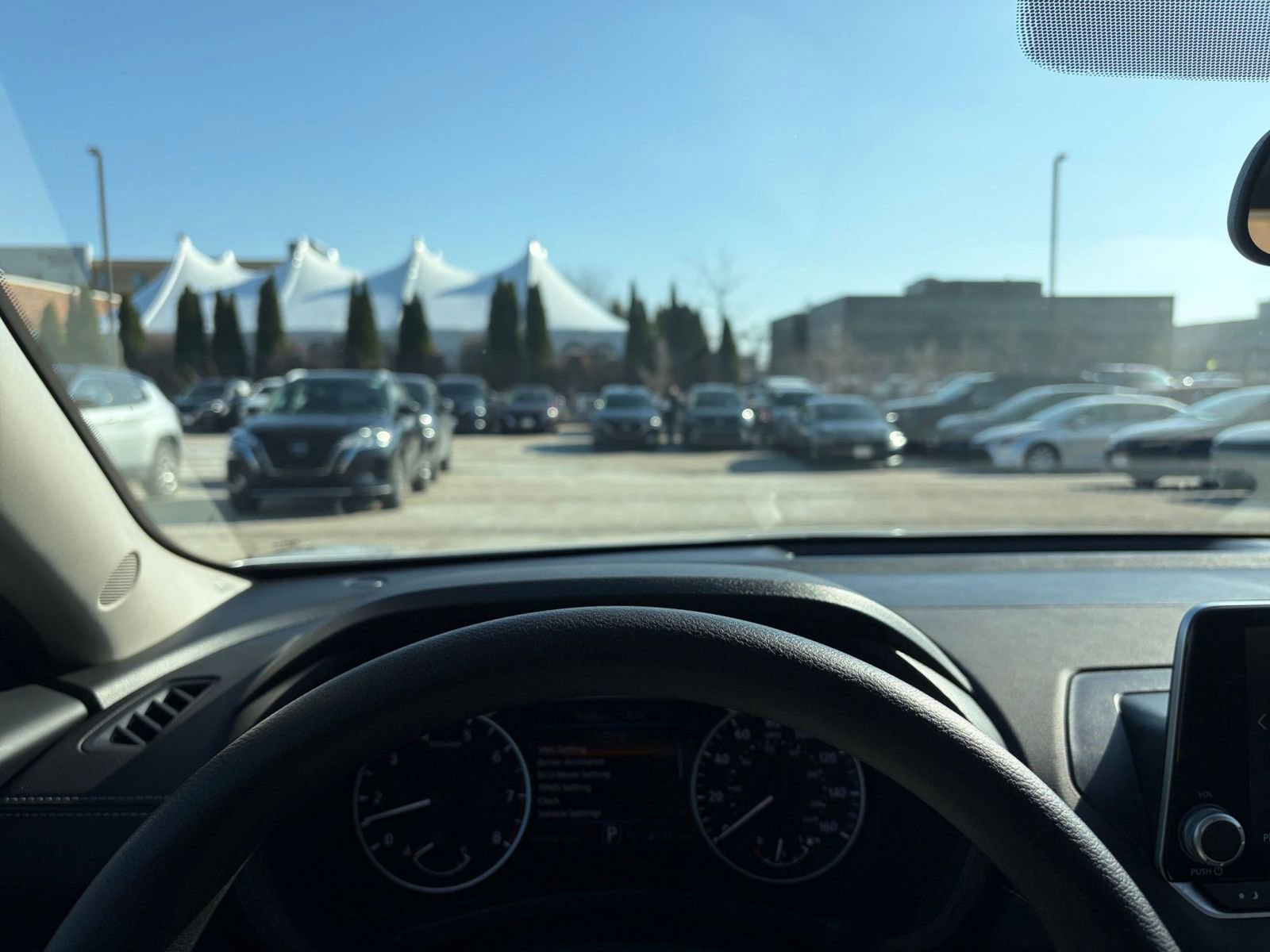 Thumbnail: 2025 Nissan Sentra - 32