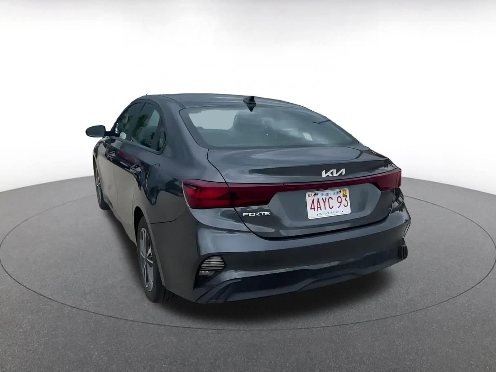 Thumbnail: 2024 Kia Forte - 12