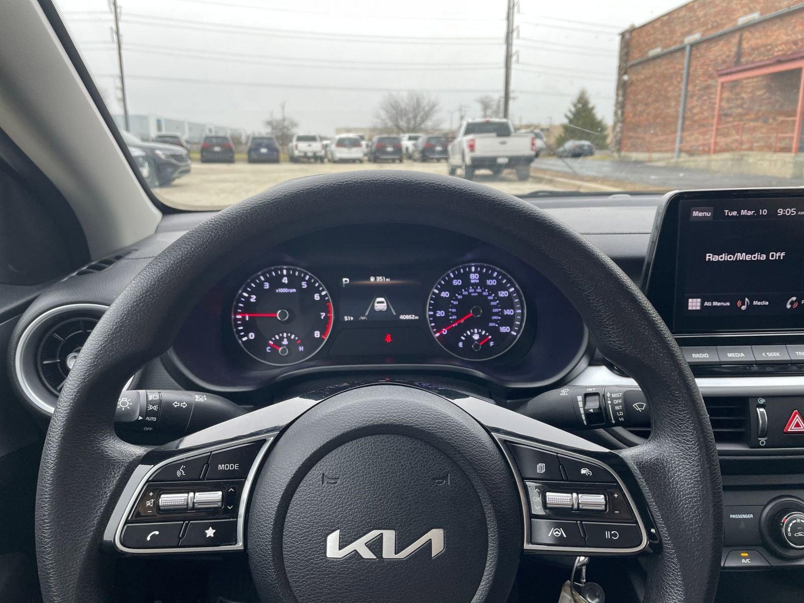 Thumbnail: 2024 Kia Forte - 33