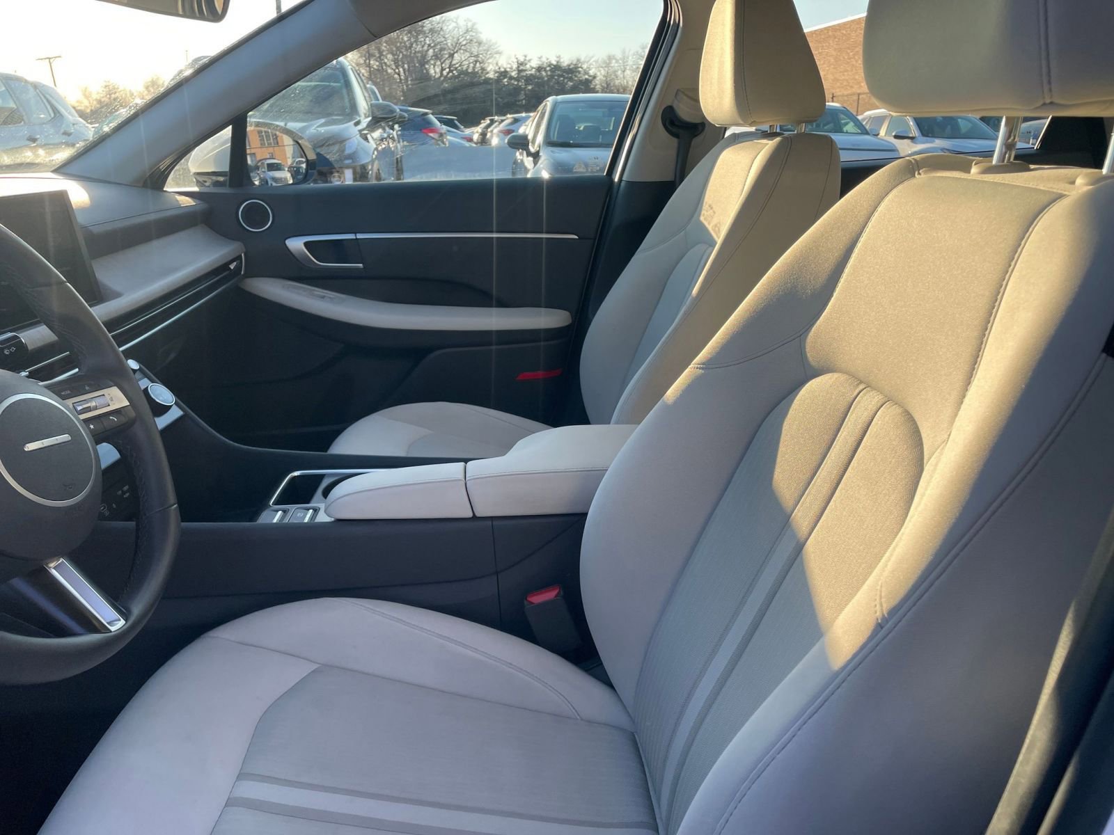 Thumbnail: 2025 Hyundai Sonata - 25