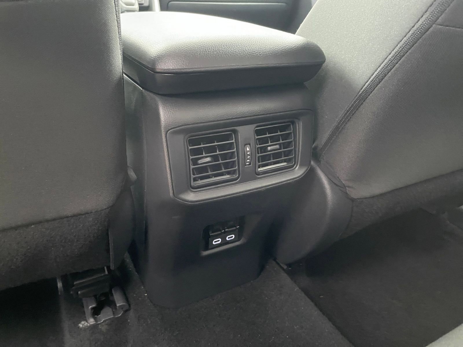 Thumbnail: 2025 Toyota RAV4 - 24