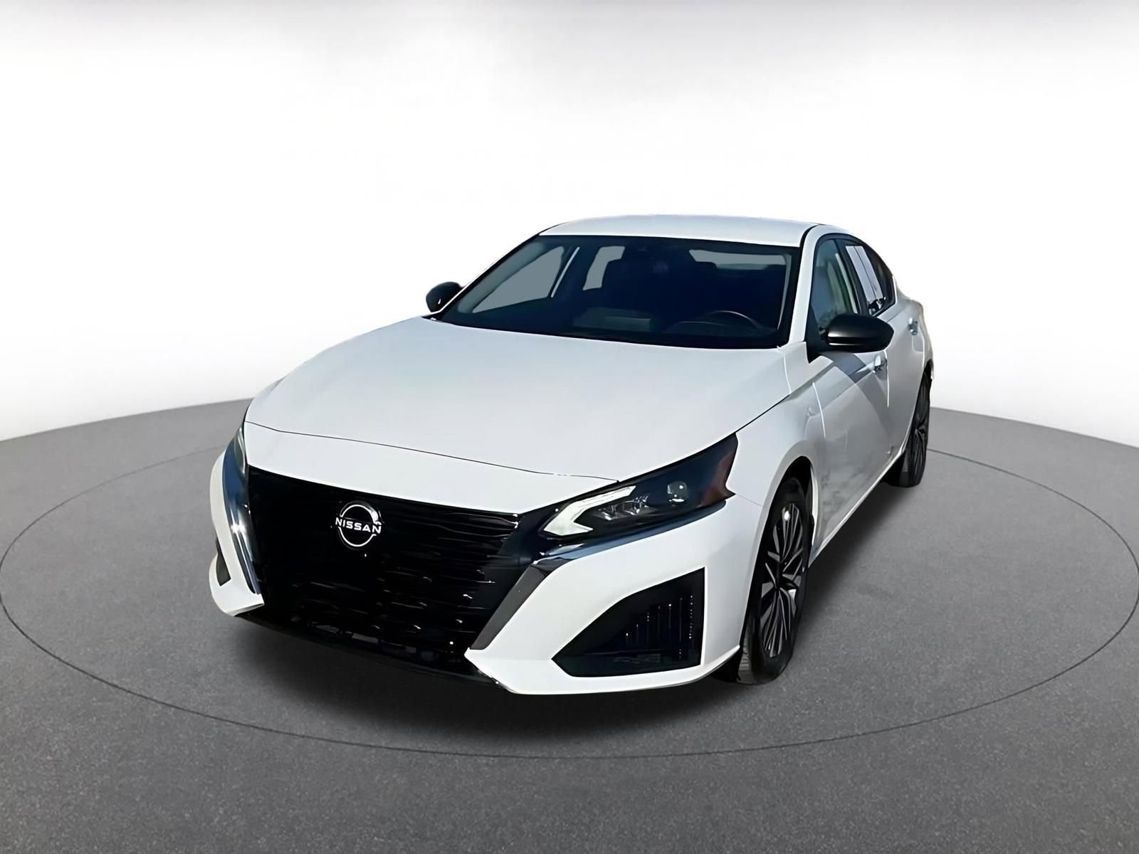 Thumbnail: 2025 Nissan Altima - 7