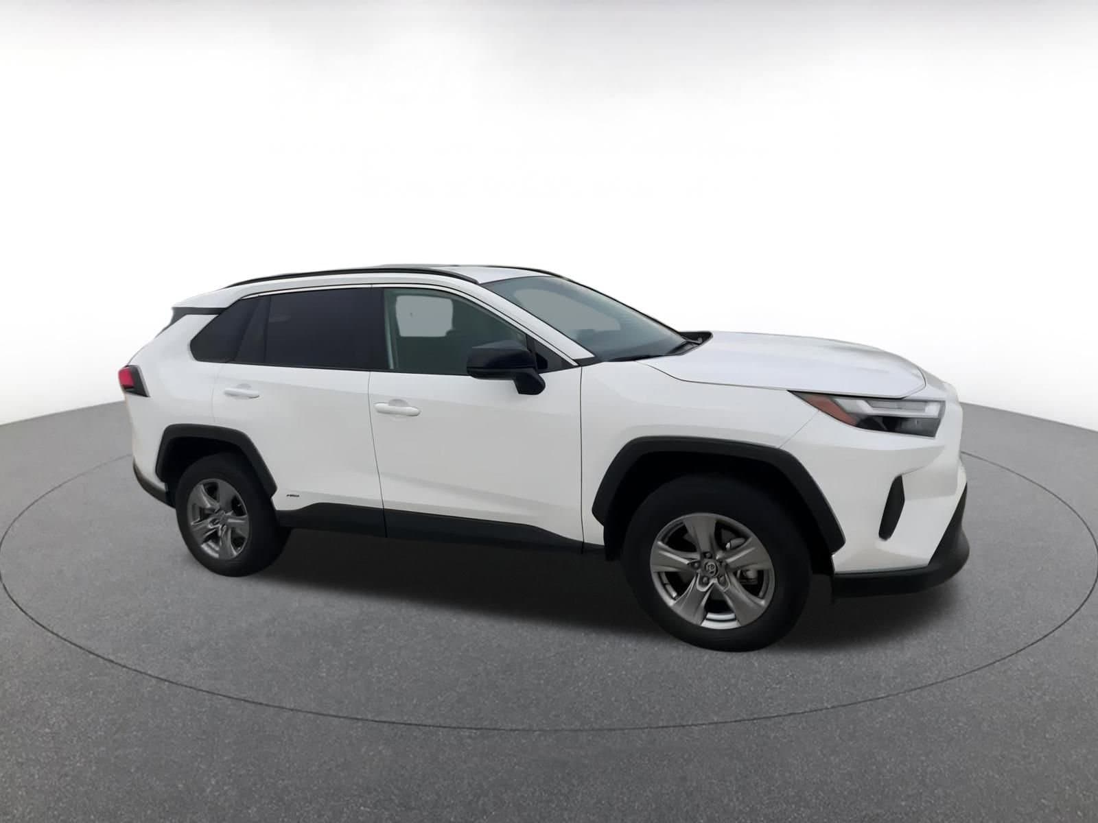 Thumbnail: 2025 Toyota RAV4 - 2