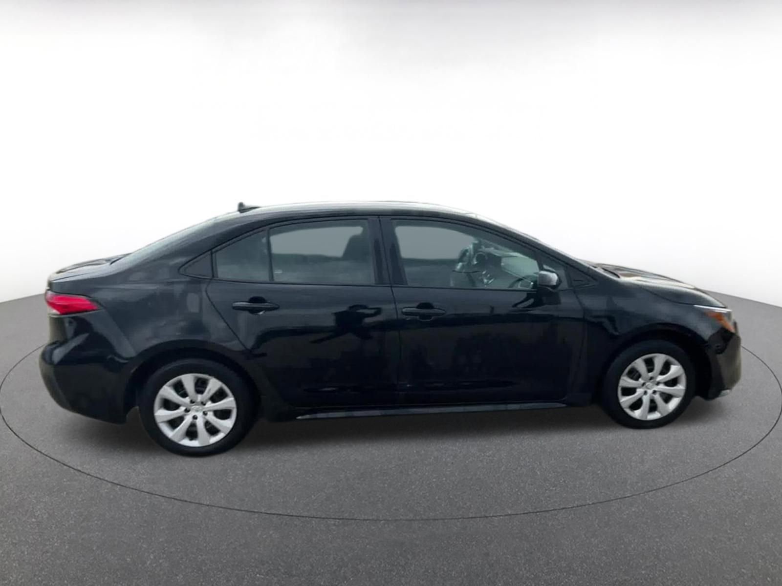 Thumbnail: 2024 Toyota Corolla - 16