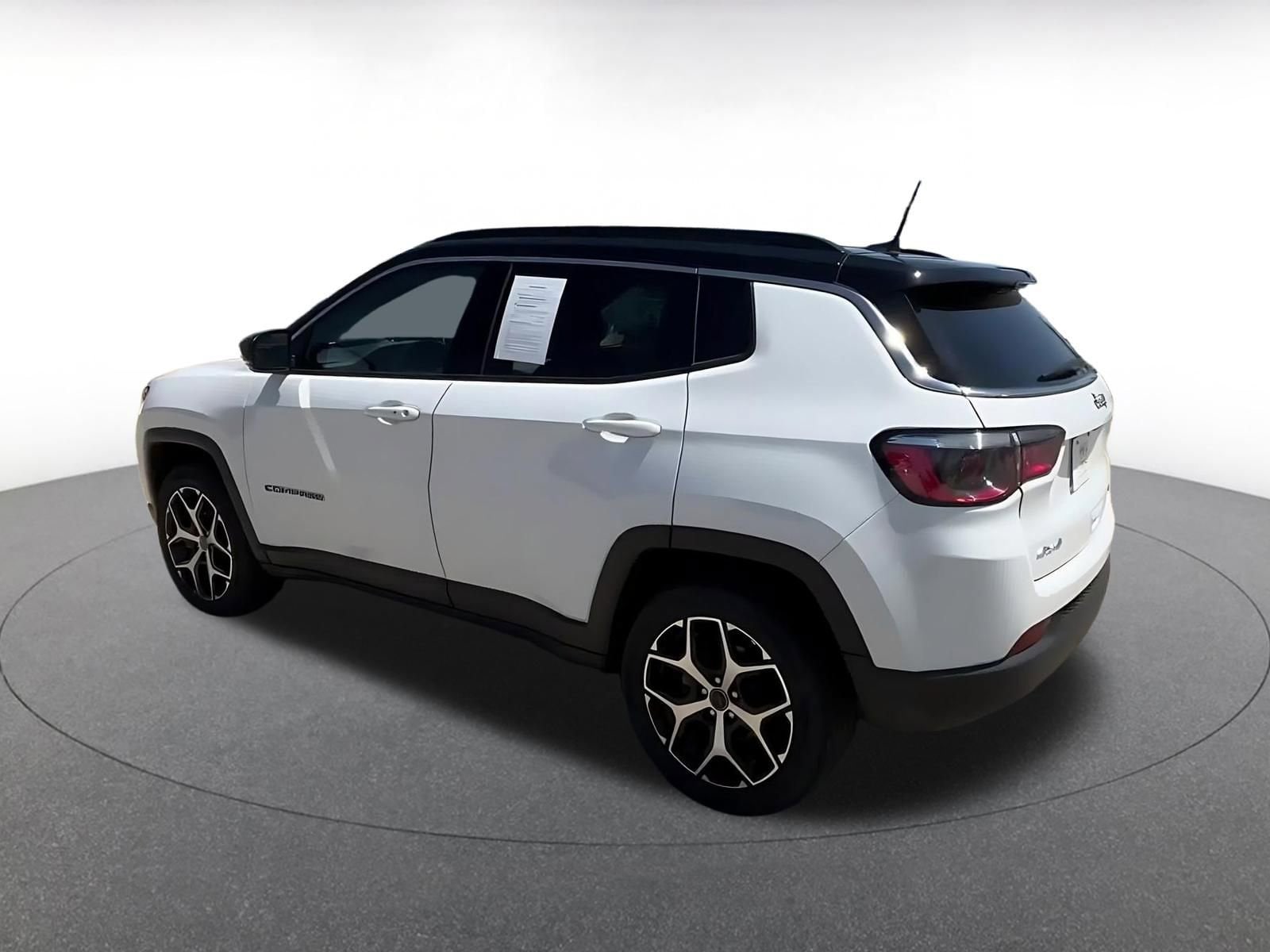 Thumbnail: 2025 Jeep Compass - 10