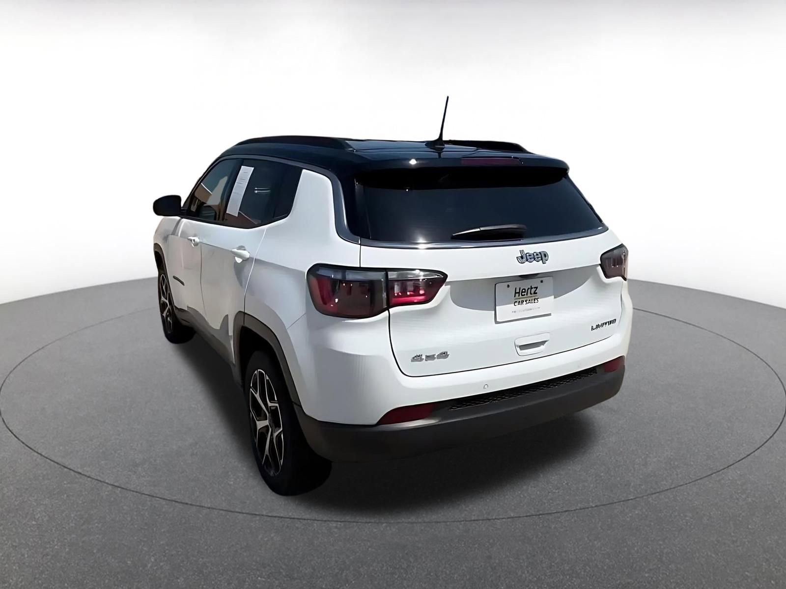 Thumbnail: 2025 Jeep Compass - 15