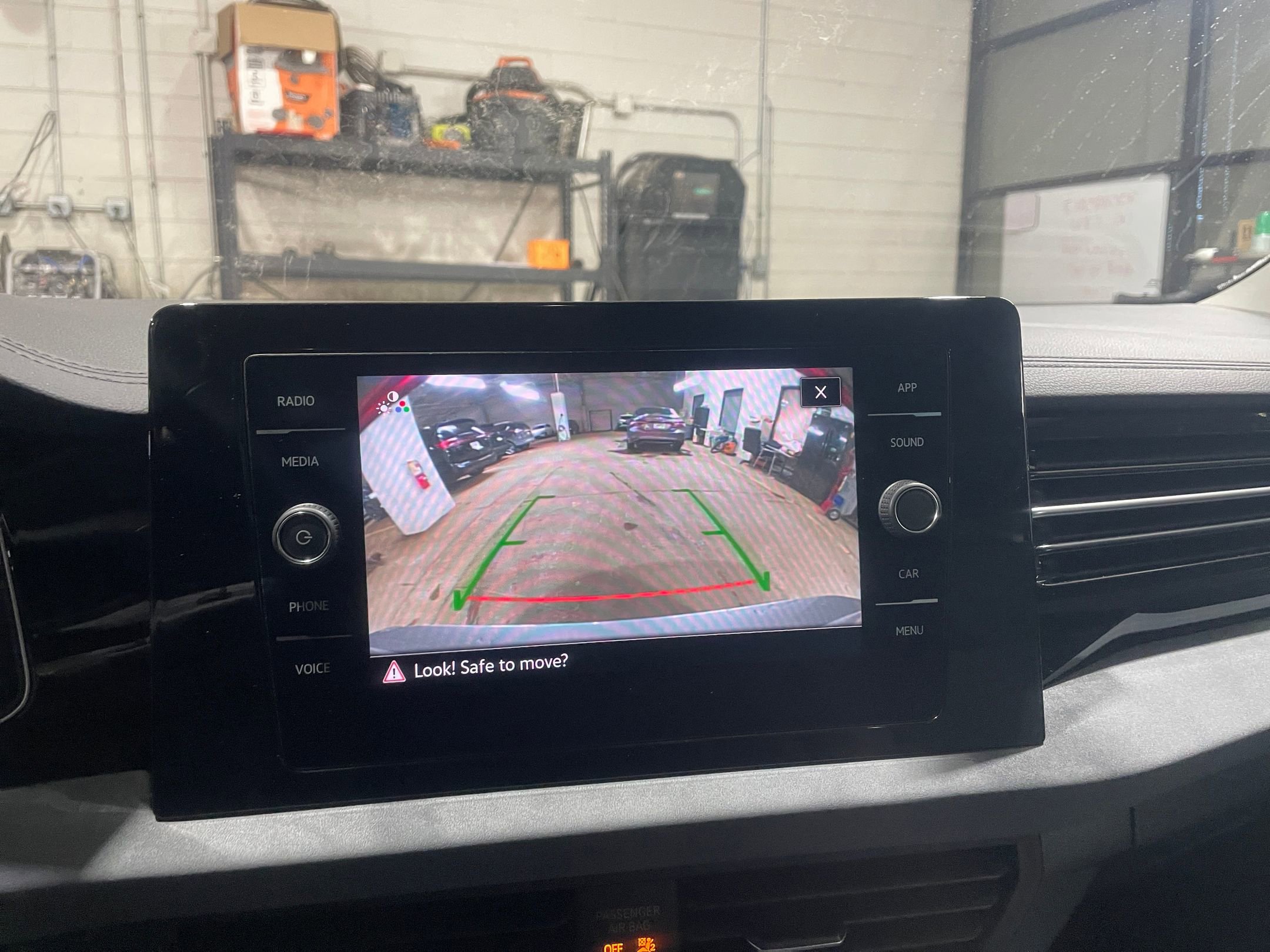 Thumbnail: 2025 Volkswagen Jetta - 24