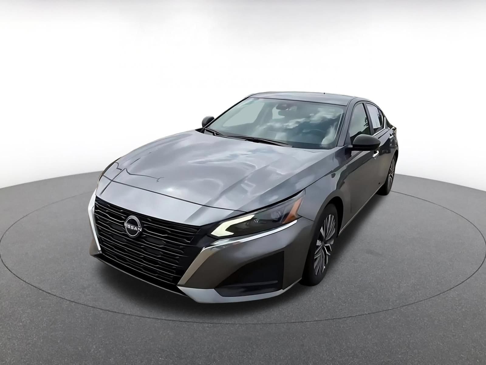 Thumbnail: 2025 Nissan Altima - 6