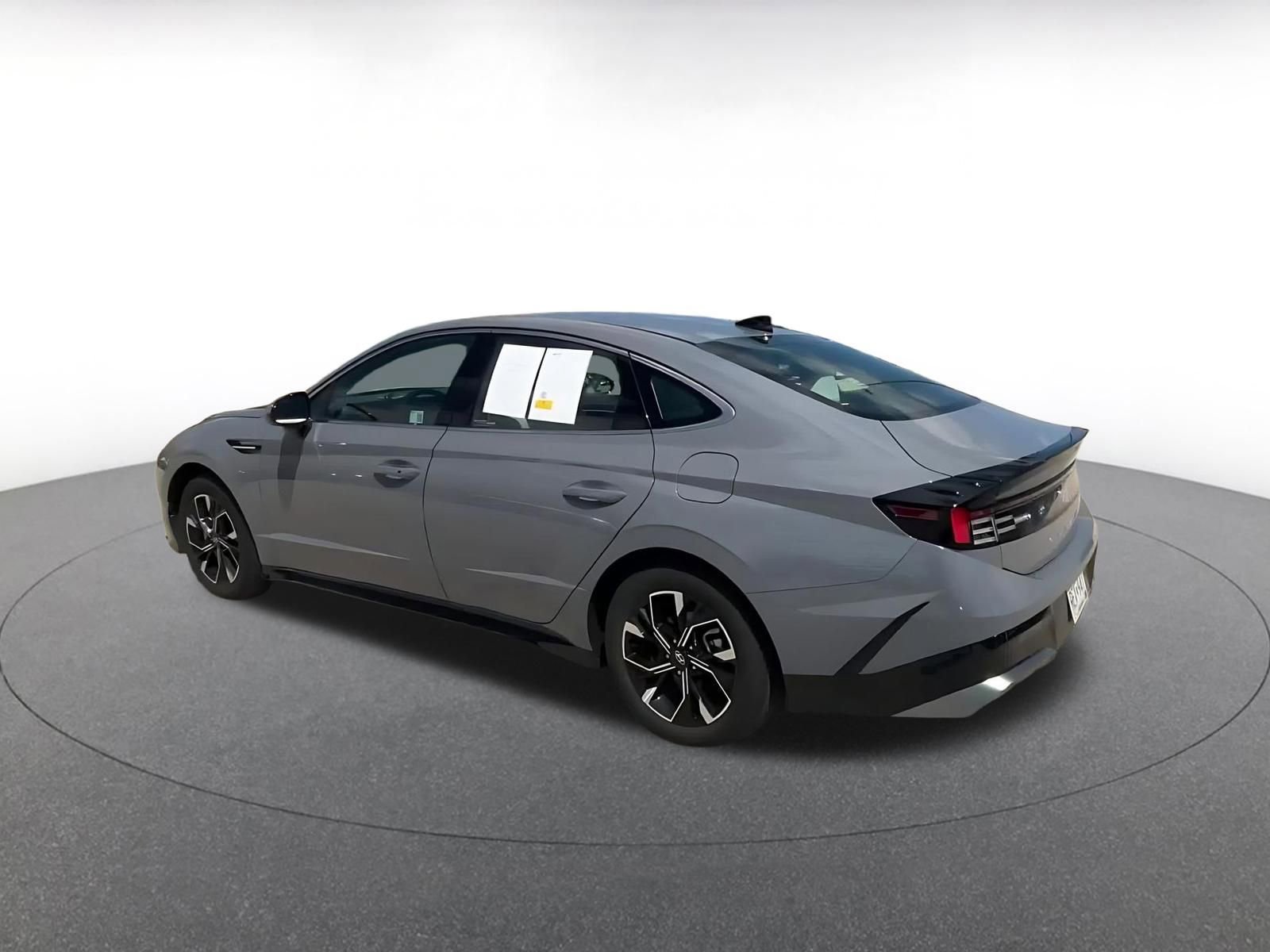 Thumbnail: 2025 Hyundai Sonata - 10