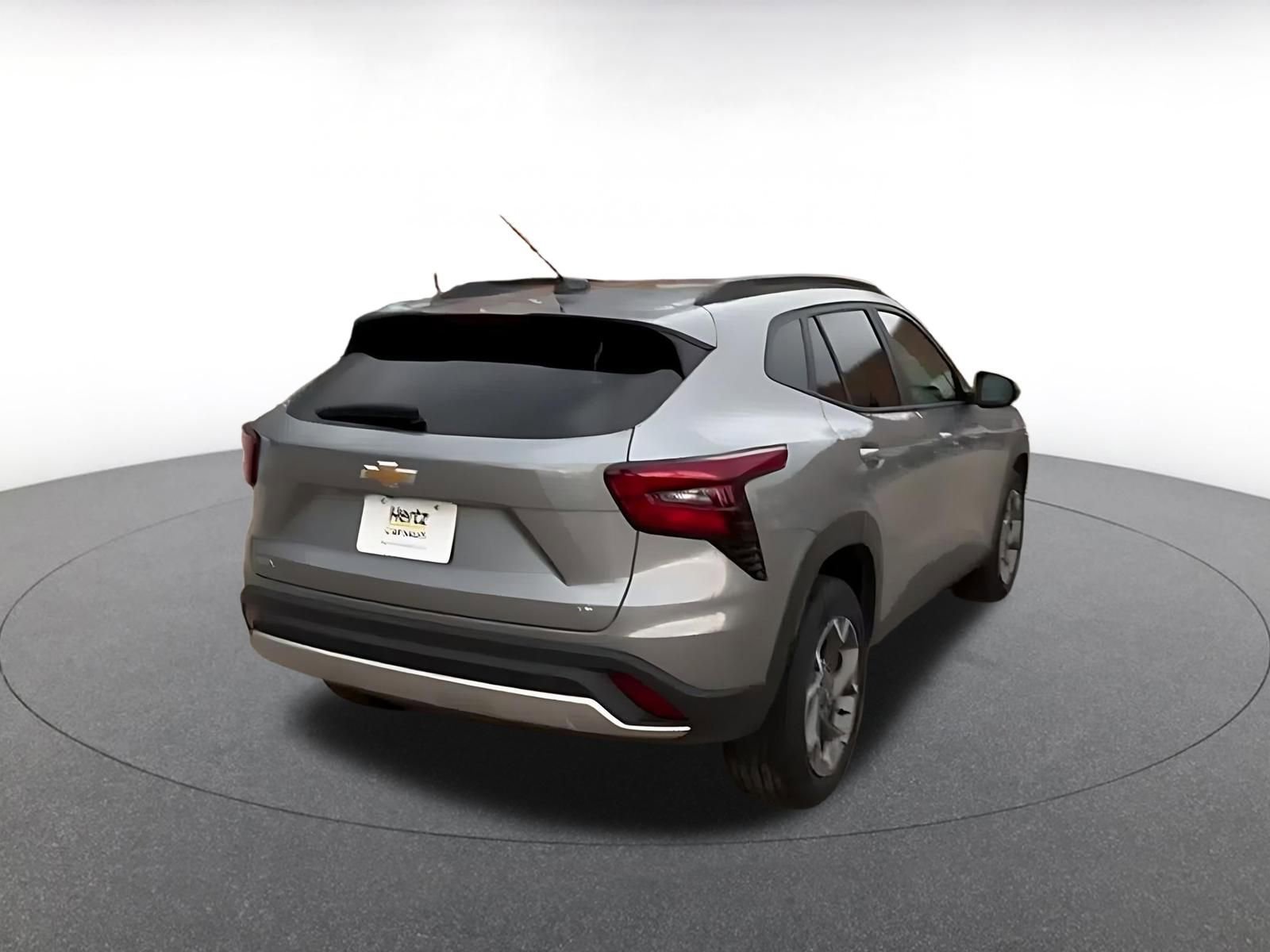 Thumbnail: 2025 Chevrolet Trax - 14