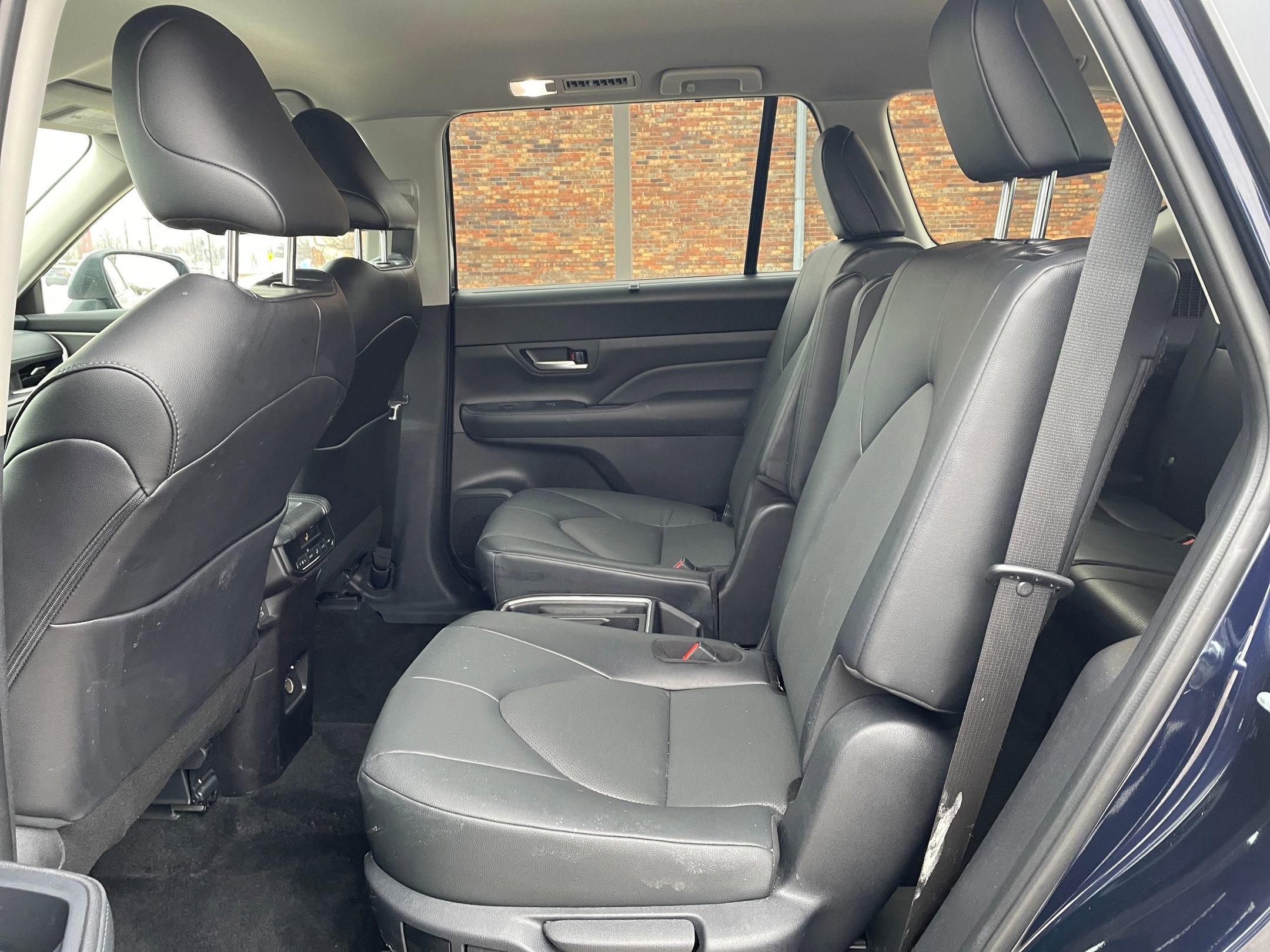 Thumbnail: 2025 Toyota Grand Highlander - 27