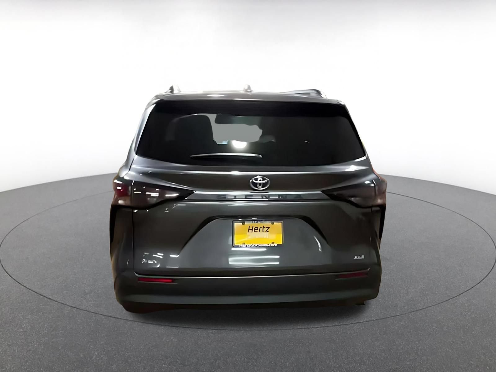 Thumbnail: 2025 Toyota Sienna - 12