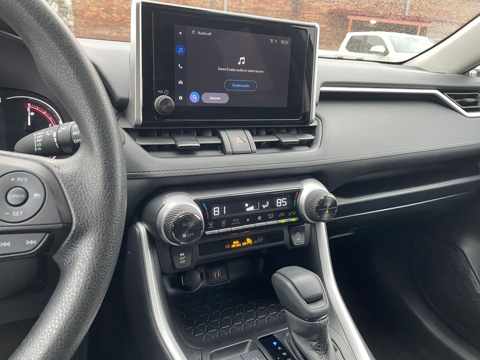 Thumbnail: 2025 Toyota RAV4 - 18