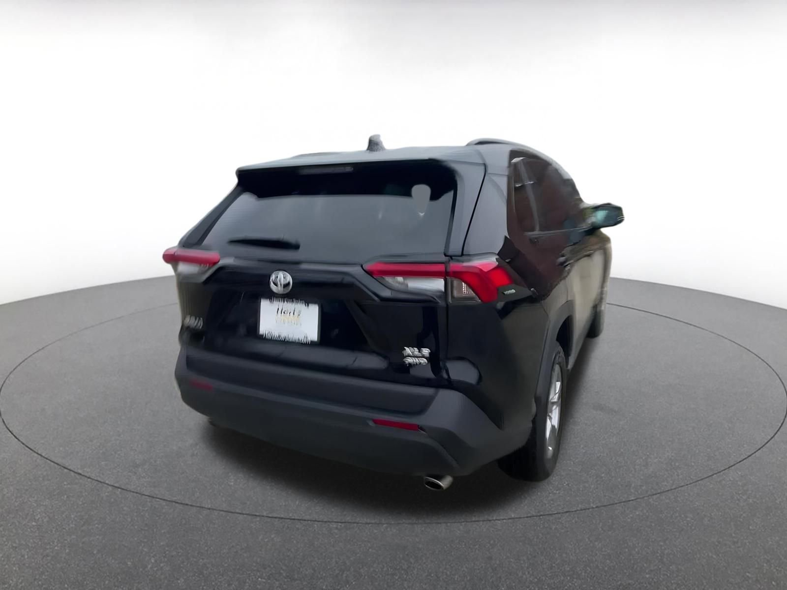 Thumbnail: 2025 Toyota RAV4 - 14