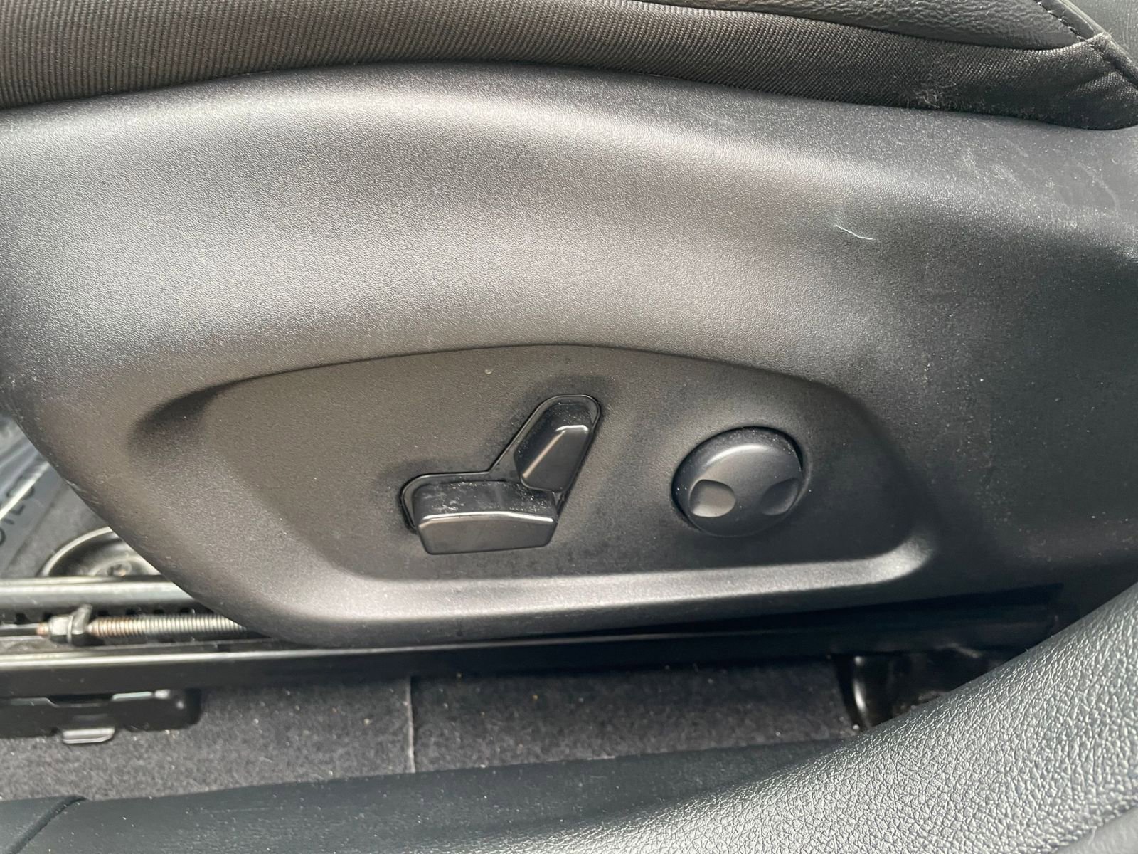 Thumbnail: 2025 Jeep Compass - 22