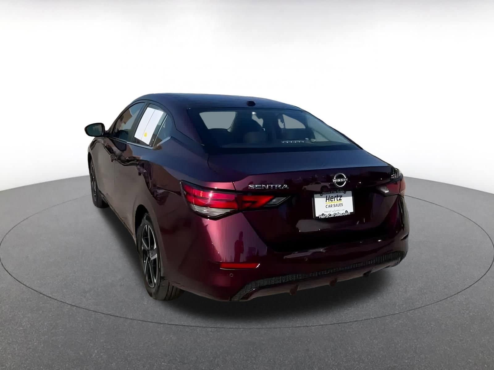 Thumbnail: 2024 Nissan Sentra - 10