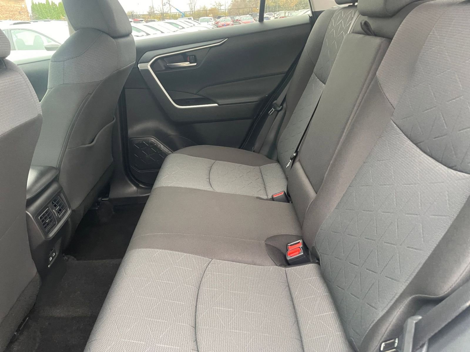 Thumbnail: 2025 Toyota RAV4 - 25