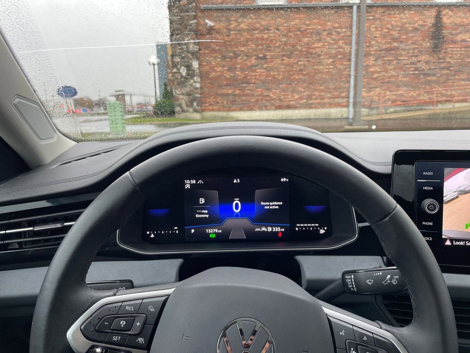 Thumbnail: 2025 Volkswagen Jetta - 32