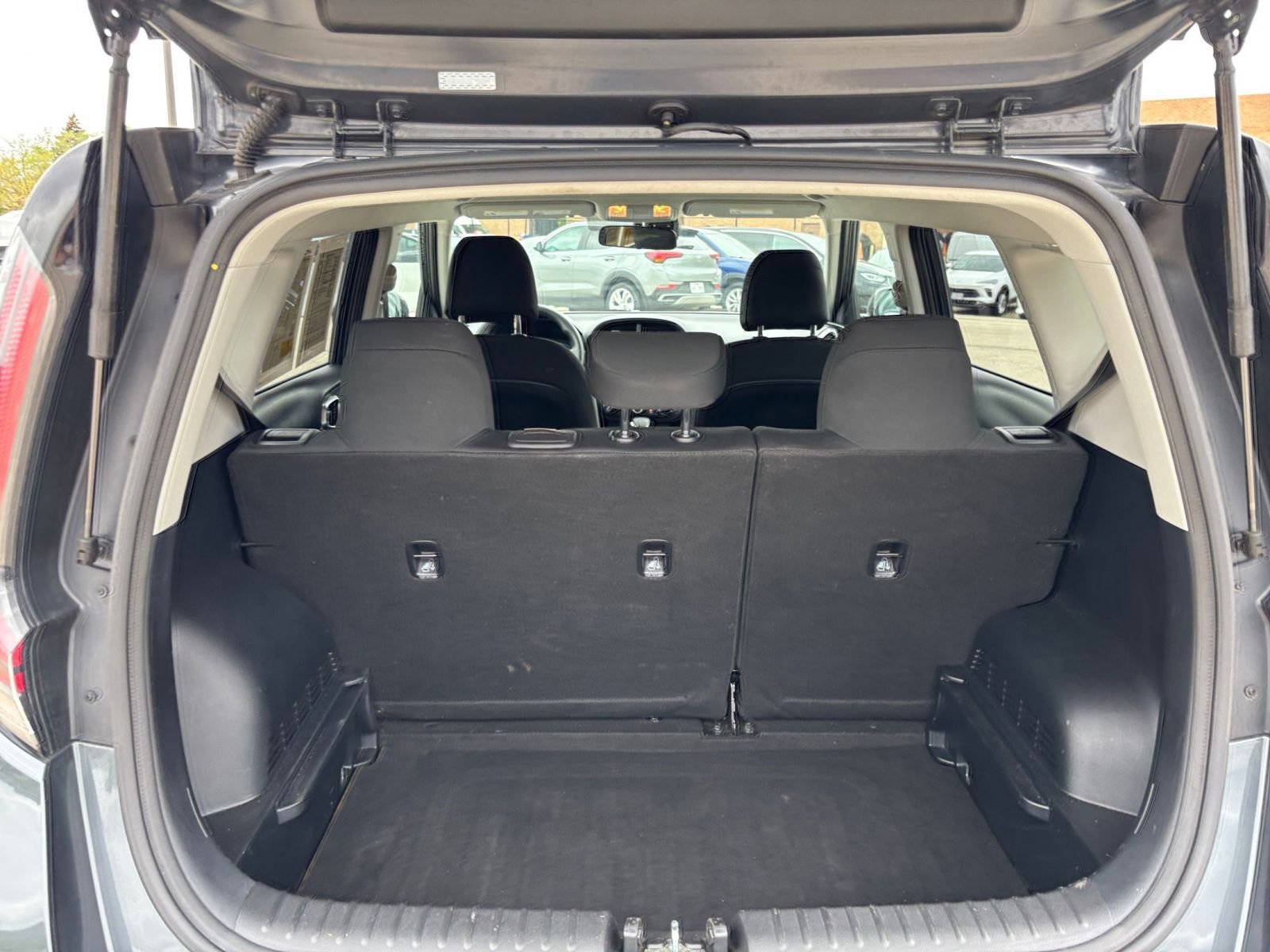 Thumbnail: 2025 Kia Soul - 29