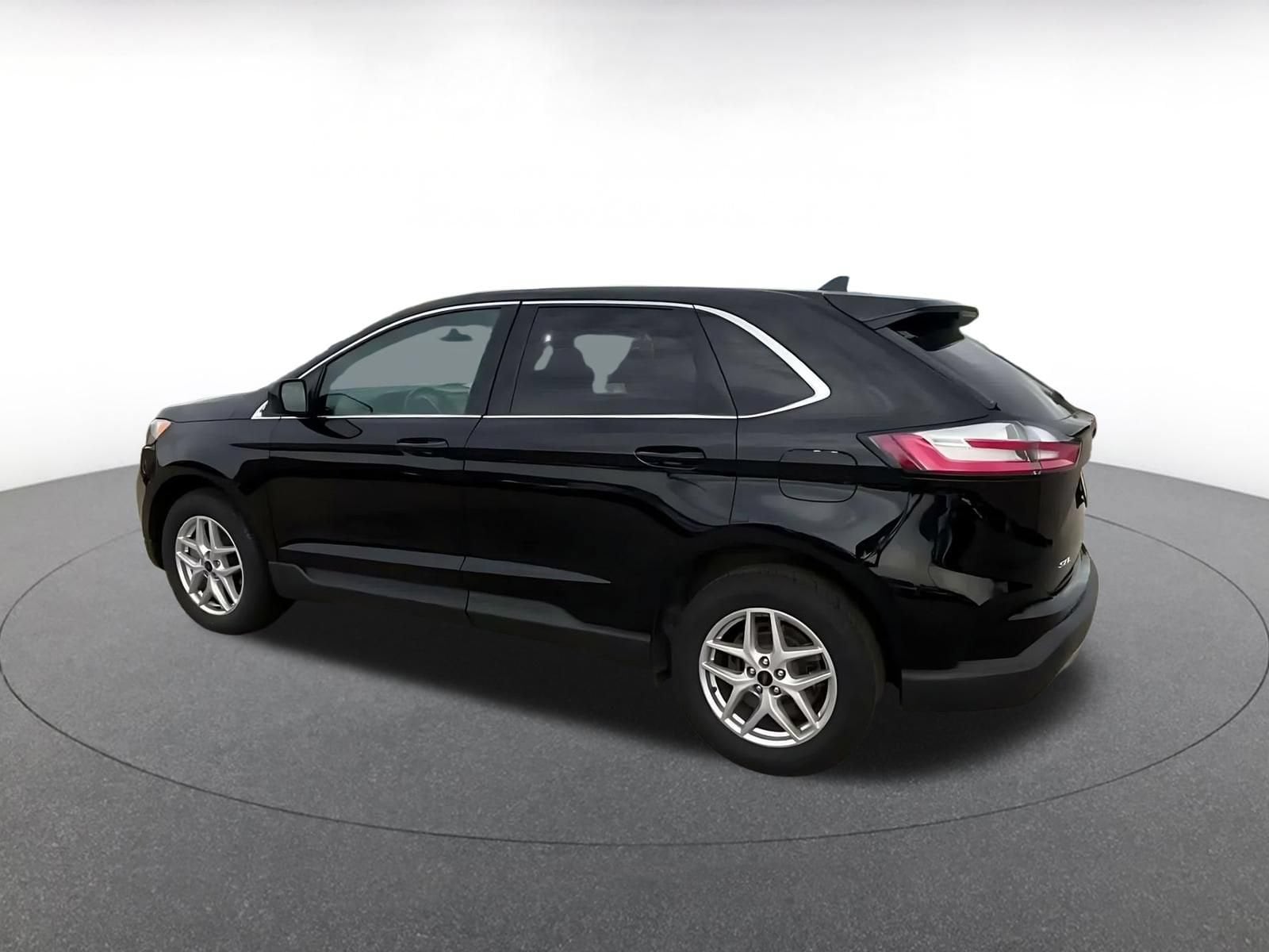 Thumbnail: 2024 Ford Edge - 10