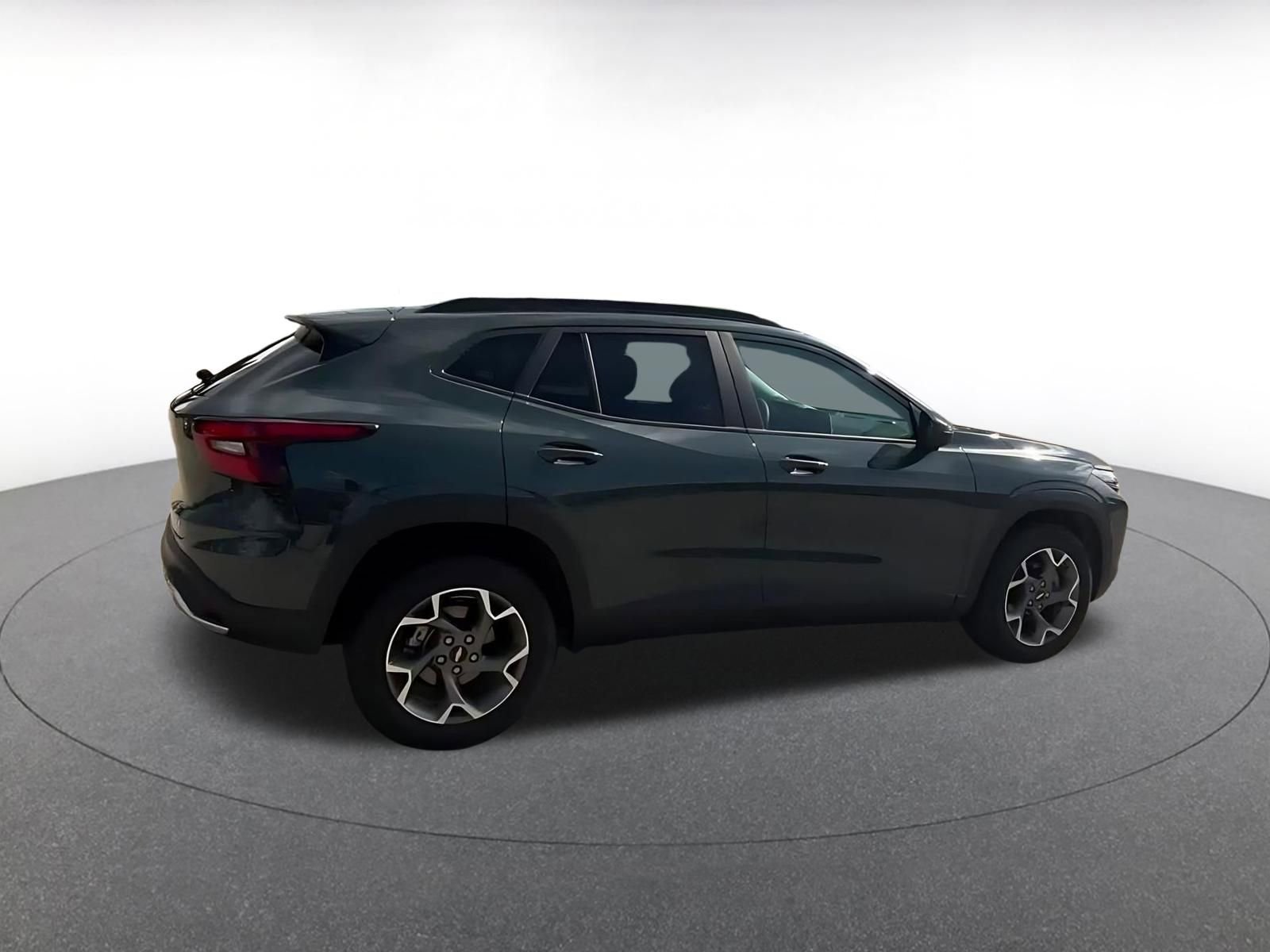 Thumbnail: 2025 Chevrolet Trax - 15
