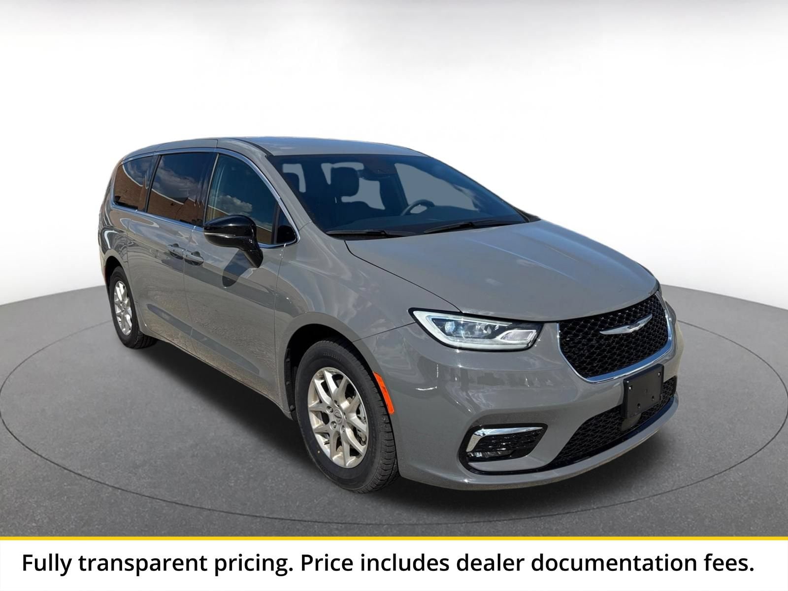 Thumbnail: 2025 Chrysler Pacifica - 1