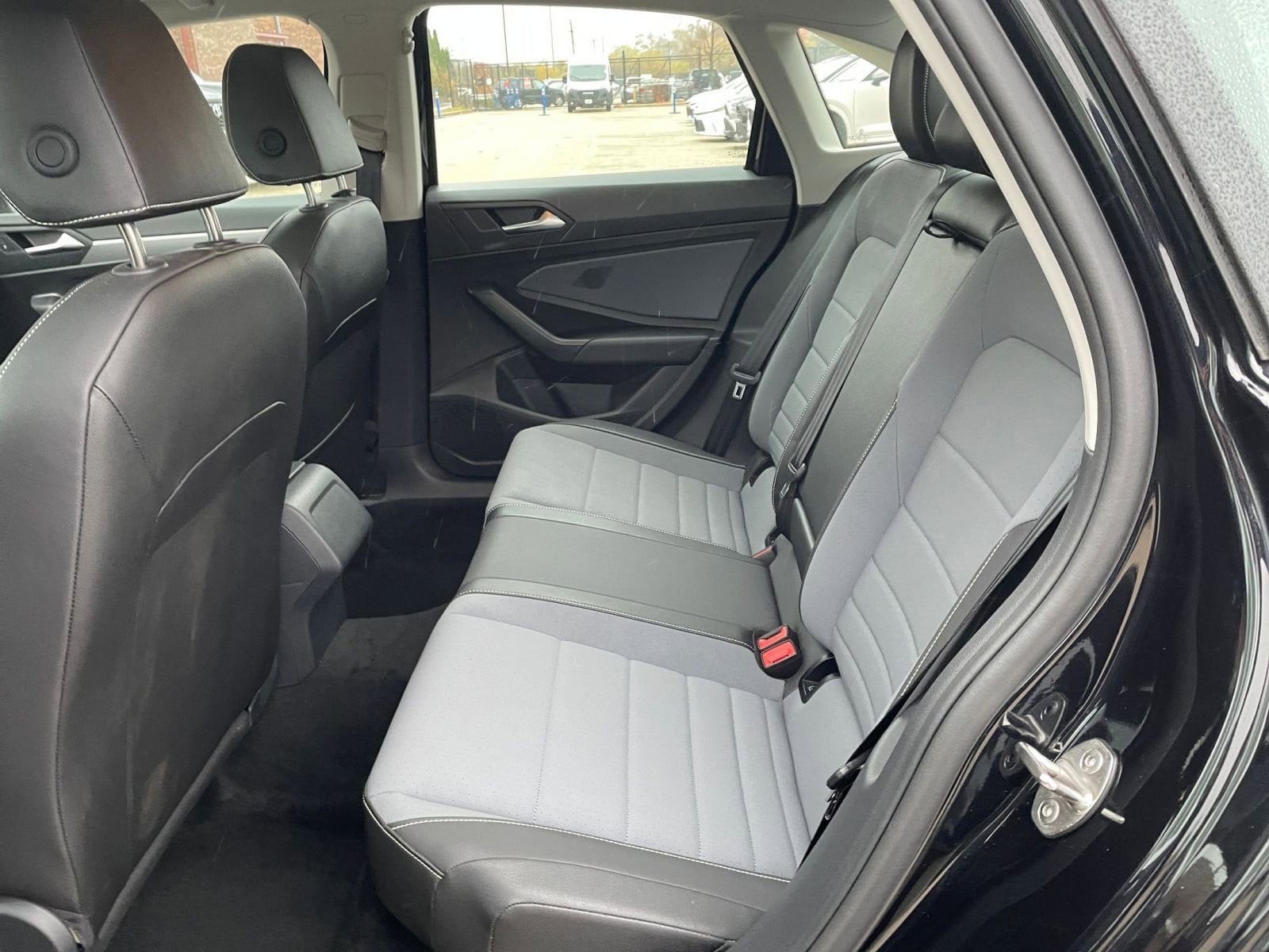 Thumbnail: 2025 Volkswagen Jetta - 24