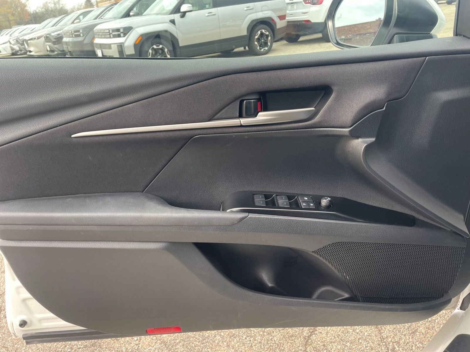 Thumbnail: 2025 Toyota Camry - 20