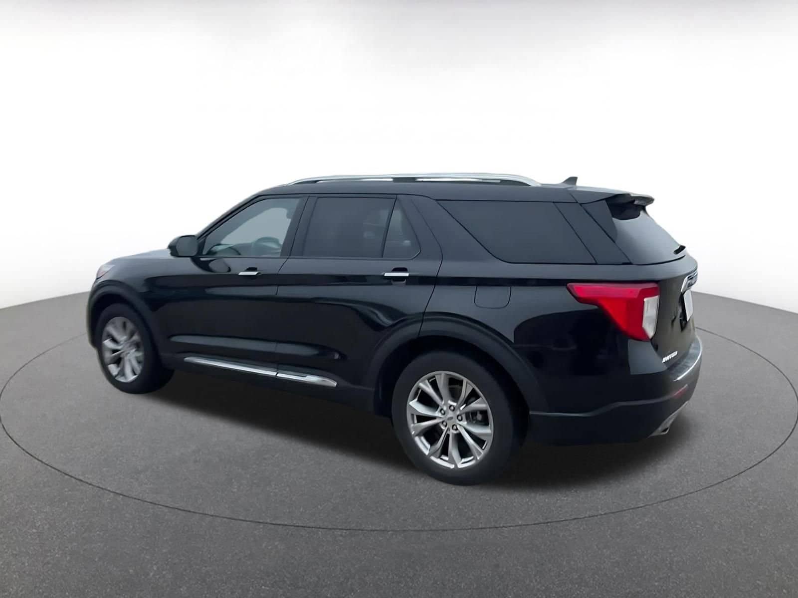 Thumbnail: 2024 Ford Explorer - 10