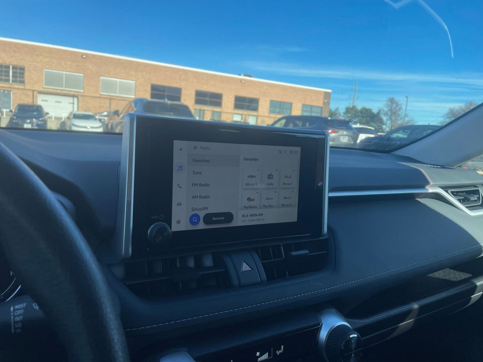 Thumbnail: 2025 Toyota RAV4 - 21