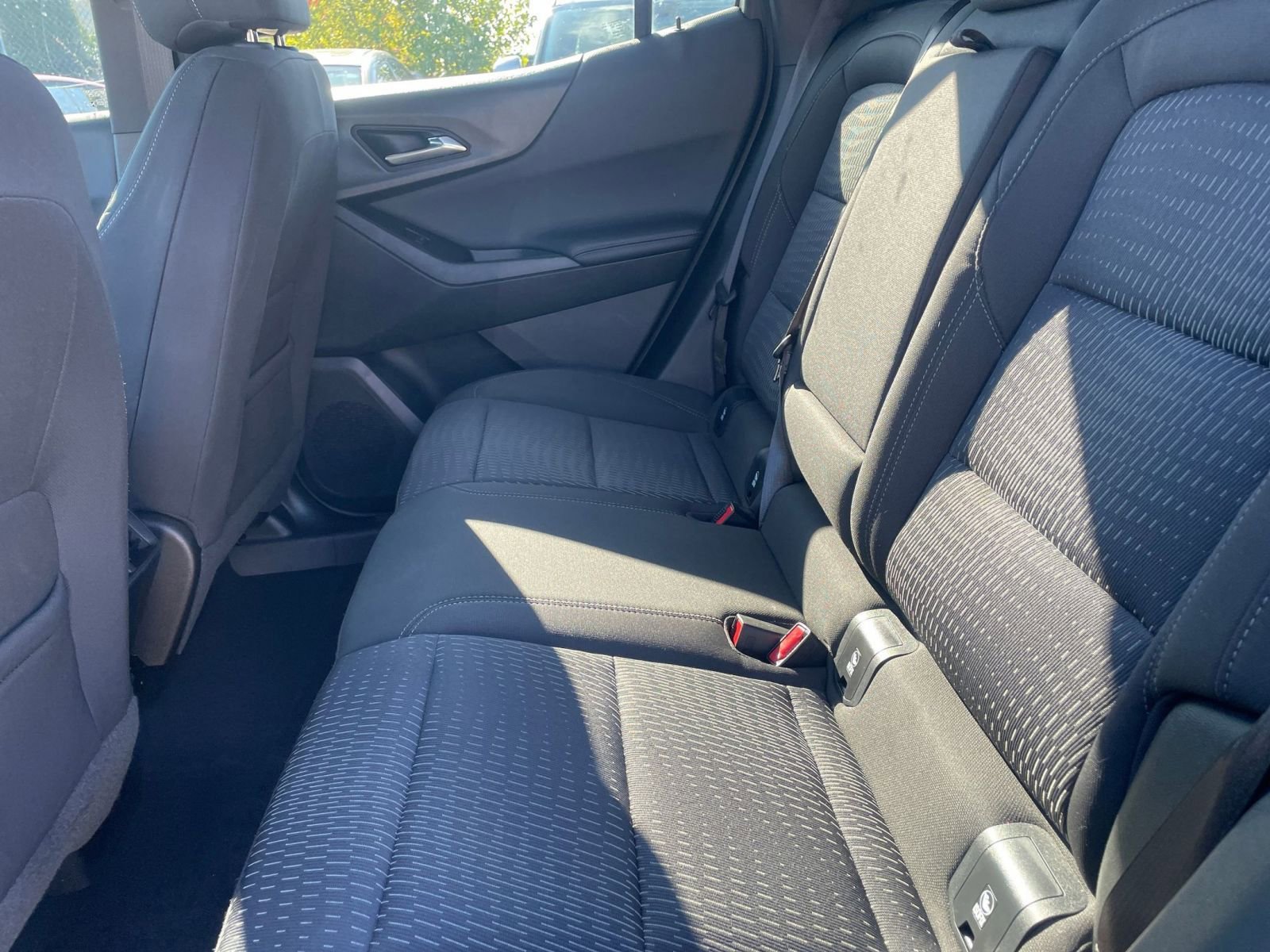 Thumbnail: 2025 Chevrolet Equinox - 25