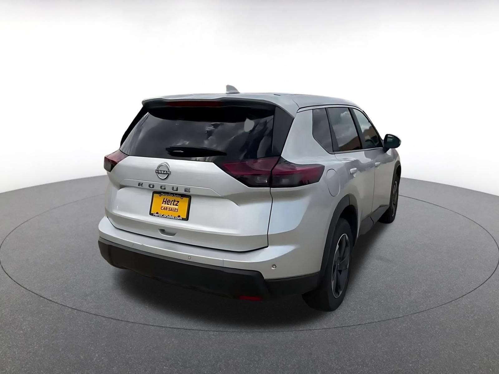 Thumbnail: 2025 Nissan Rogue - 13