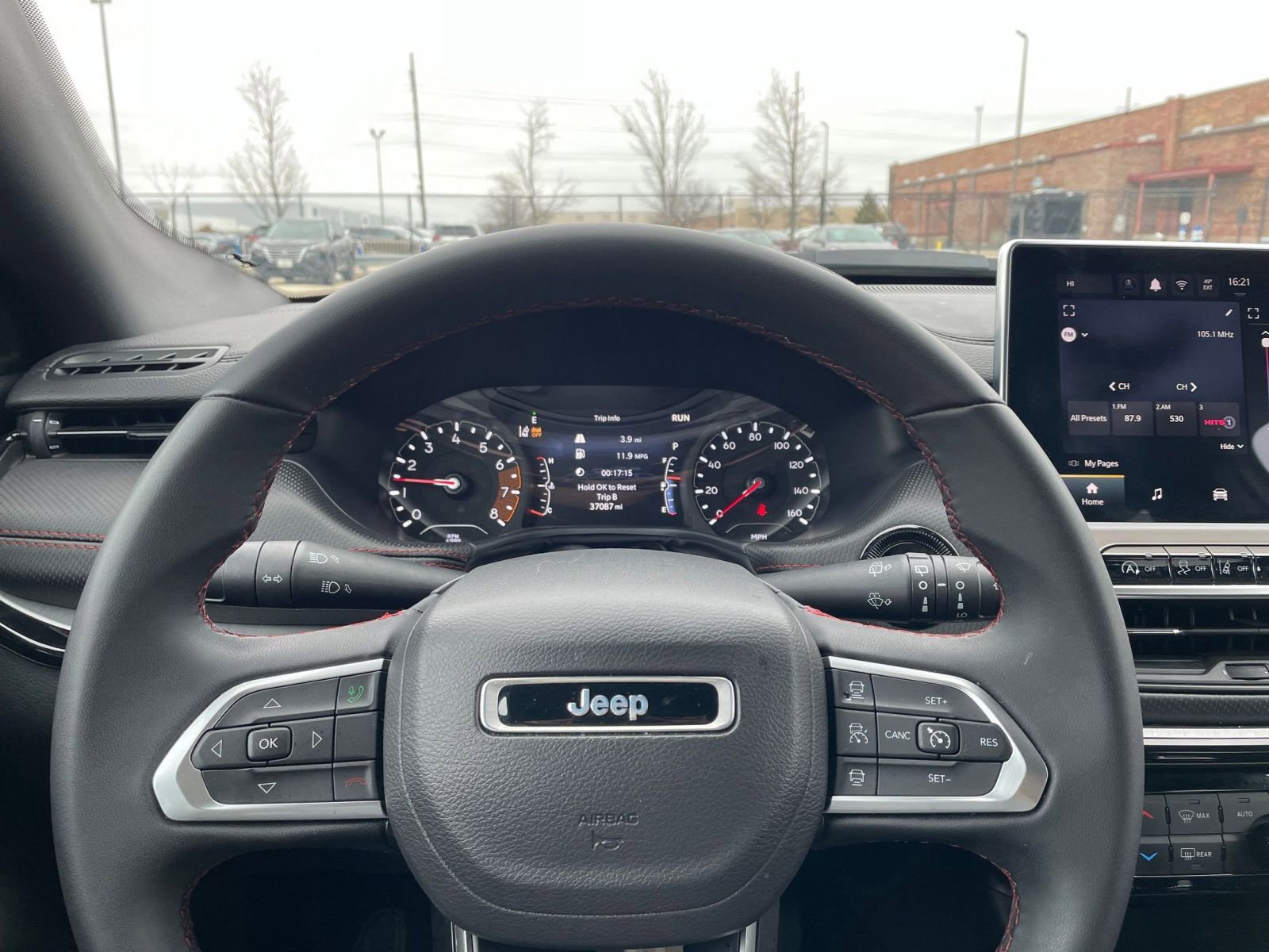 Thumbnail: 2025 Jeep Compass - 34