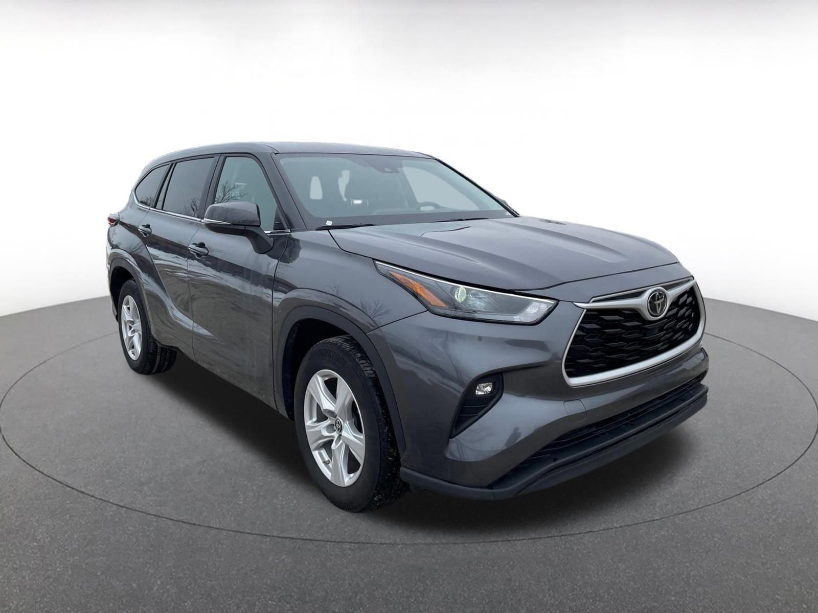 Thumbnail: 2025 Toyota Highlander - 1