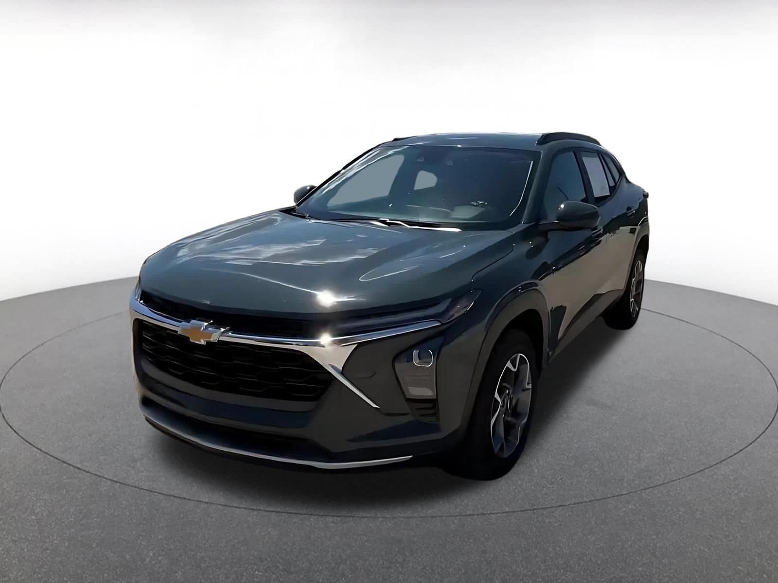 Thumbnail: 2025 Chevrolet Trax - 7
