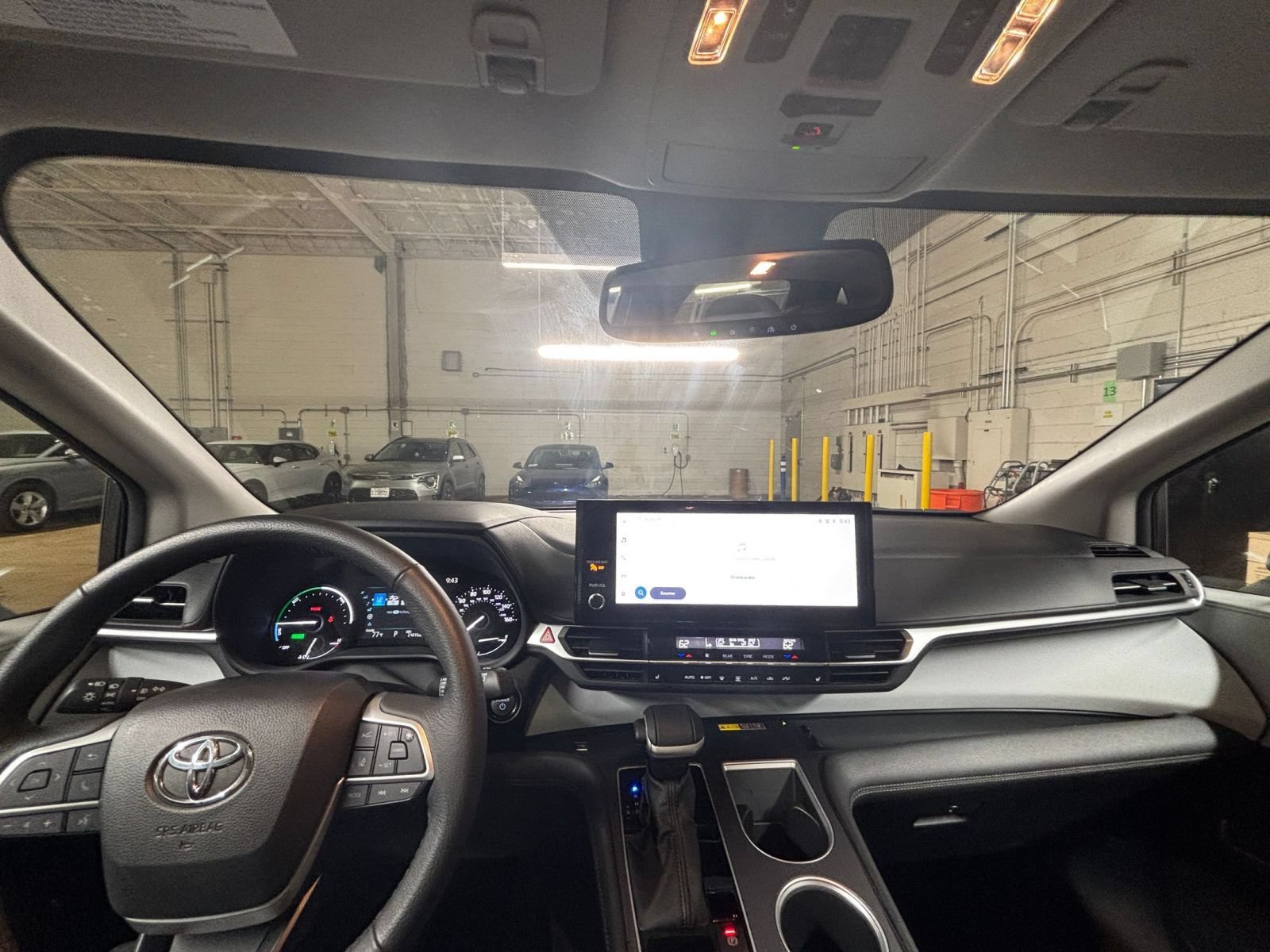 Thumbnail: 2025 Toyota Sienna - 34