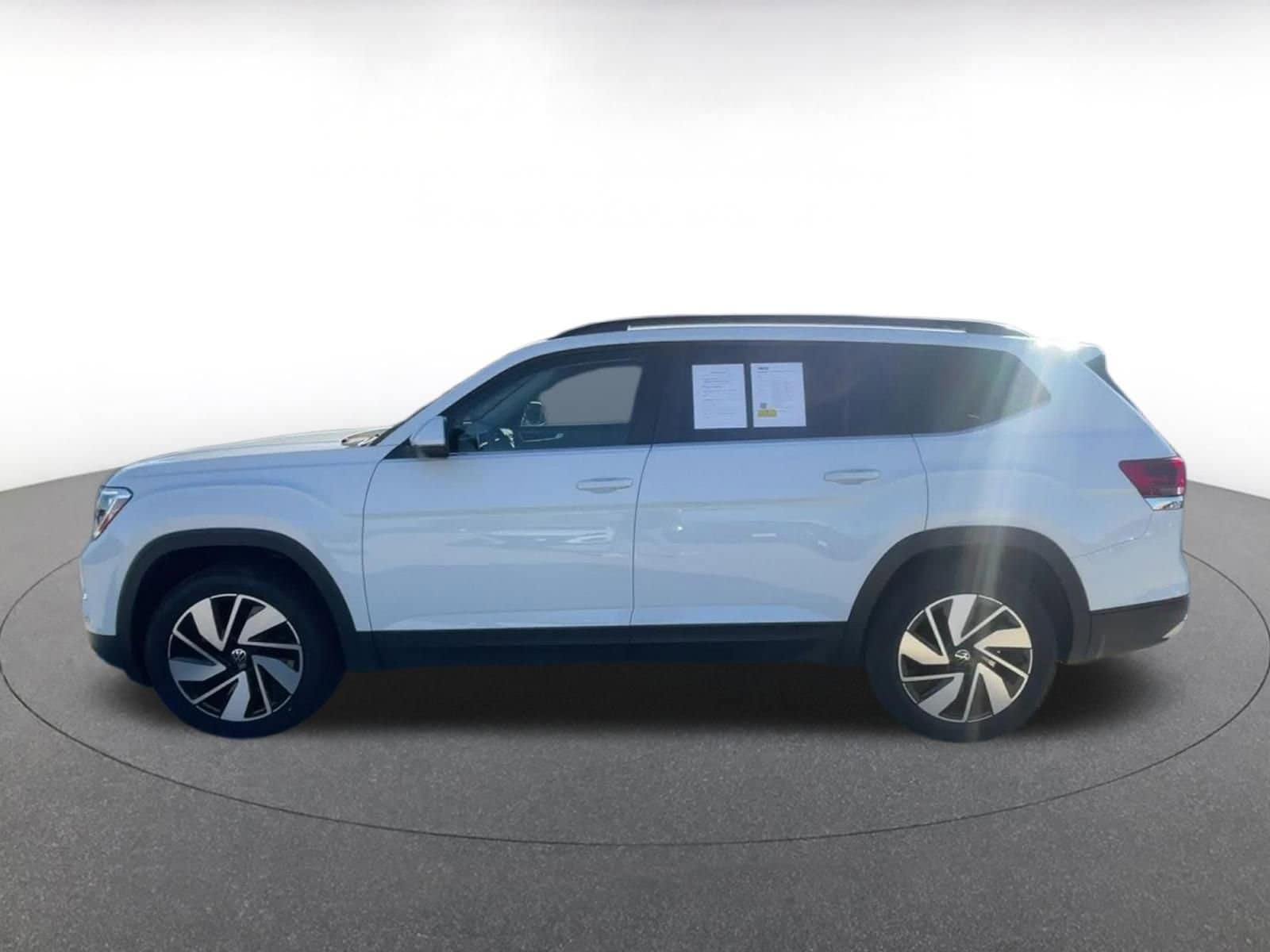 Thumbnail: 2025 Volkswagen Atlas - 9