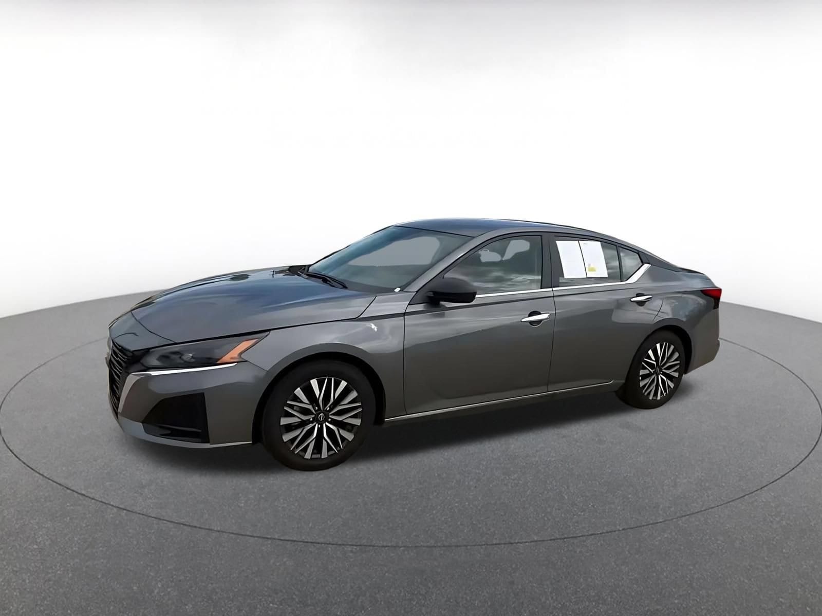 Thumbnail: 2025 Nissan Altima - 7