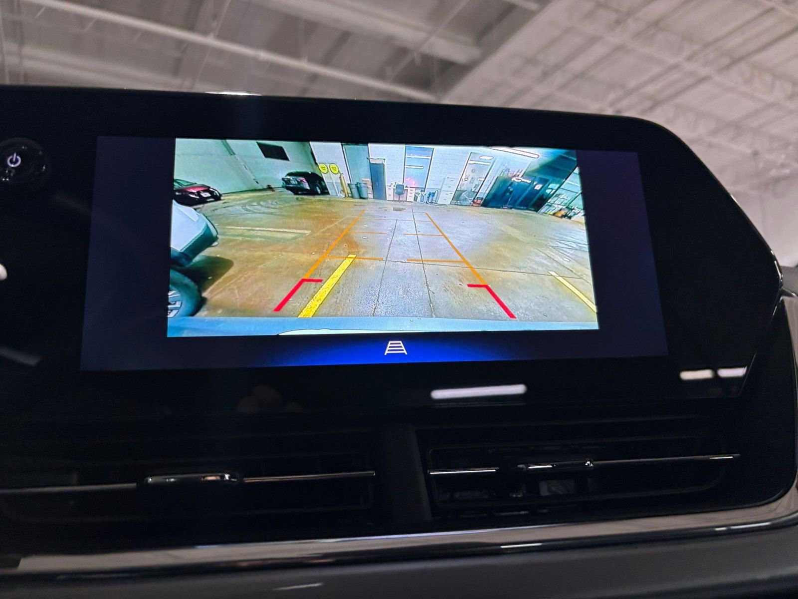 Thumbnail: 2025 Chevrolet Trax - 22