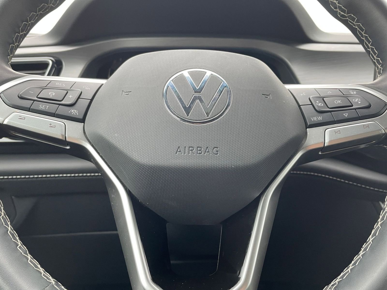 Thumbnail: 2025 Volkswagen Atlas - 29