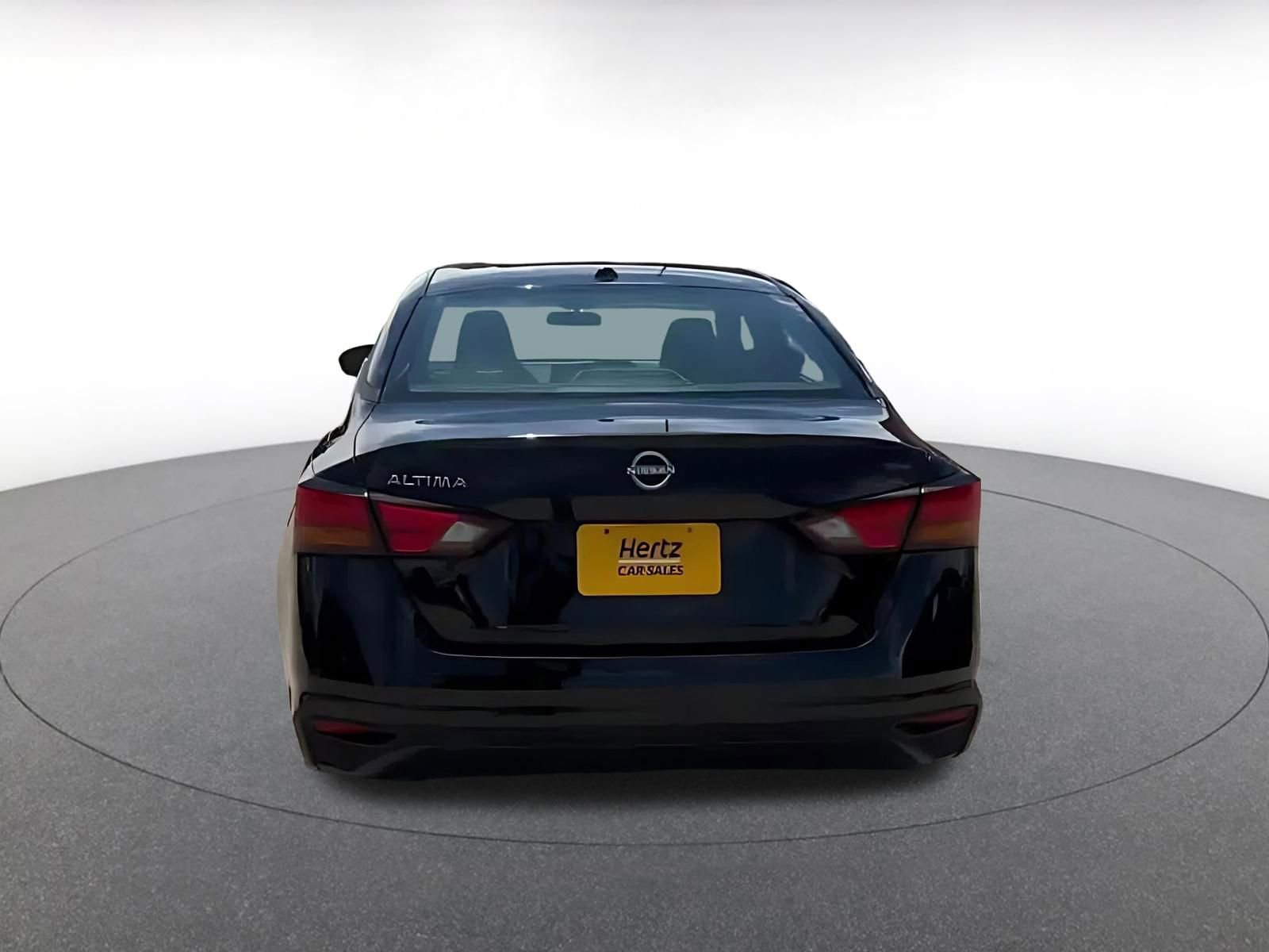 Thumbnail: 2025 Nissan Altima - 12