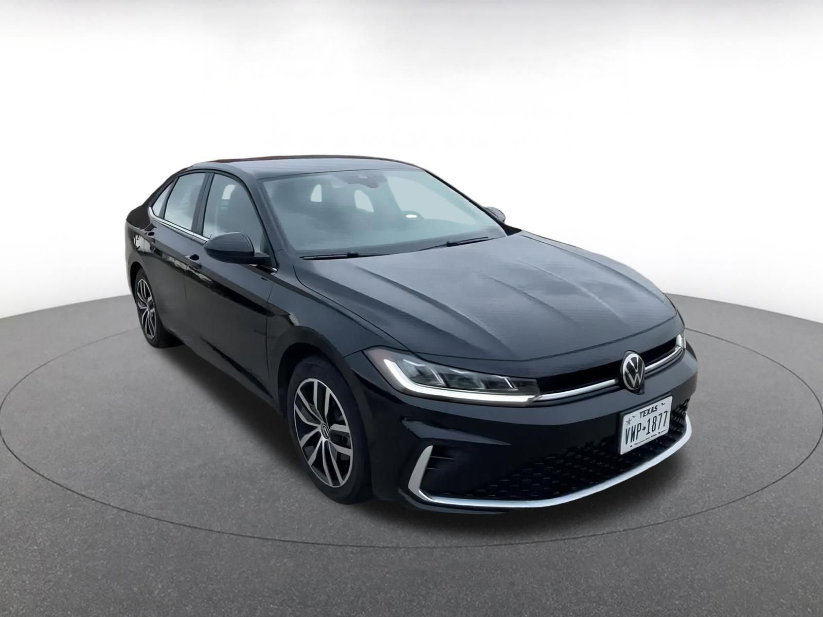 Thumbnail: 2025 Volkswagen Jetta - 3