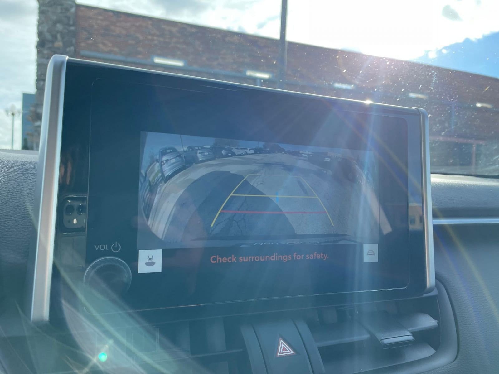 Thumbnail: 2025 Toyota RAV4 - 17